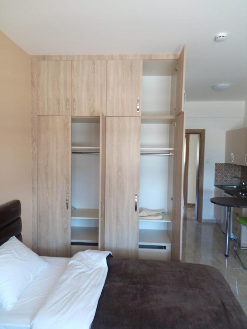 Aa+ Rezidance Motel Nikosia Bagian luar foto