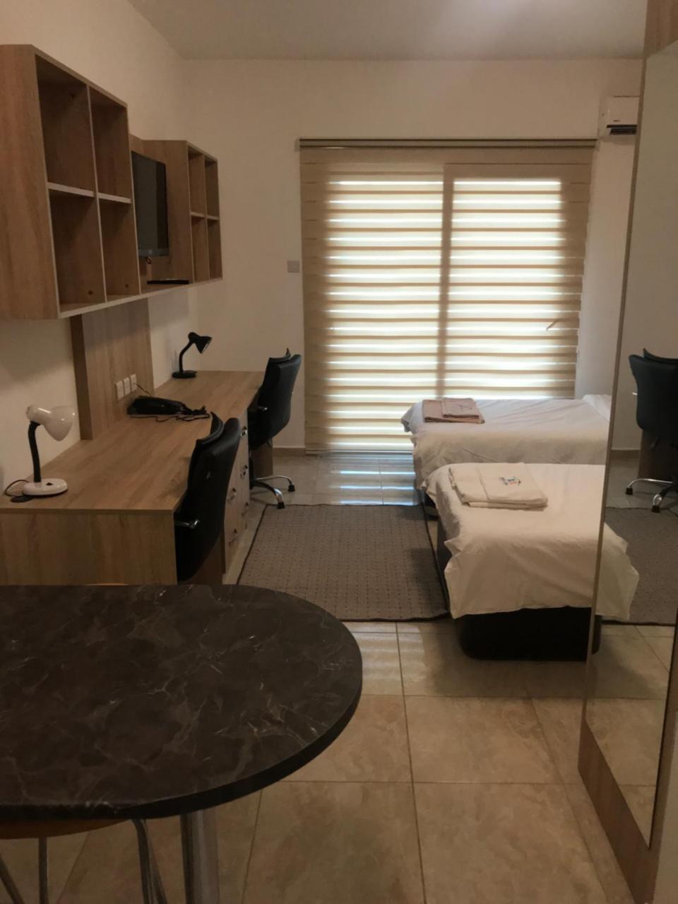 Aa+ Rezidance Motel Nikosia Bagian luar foto